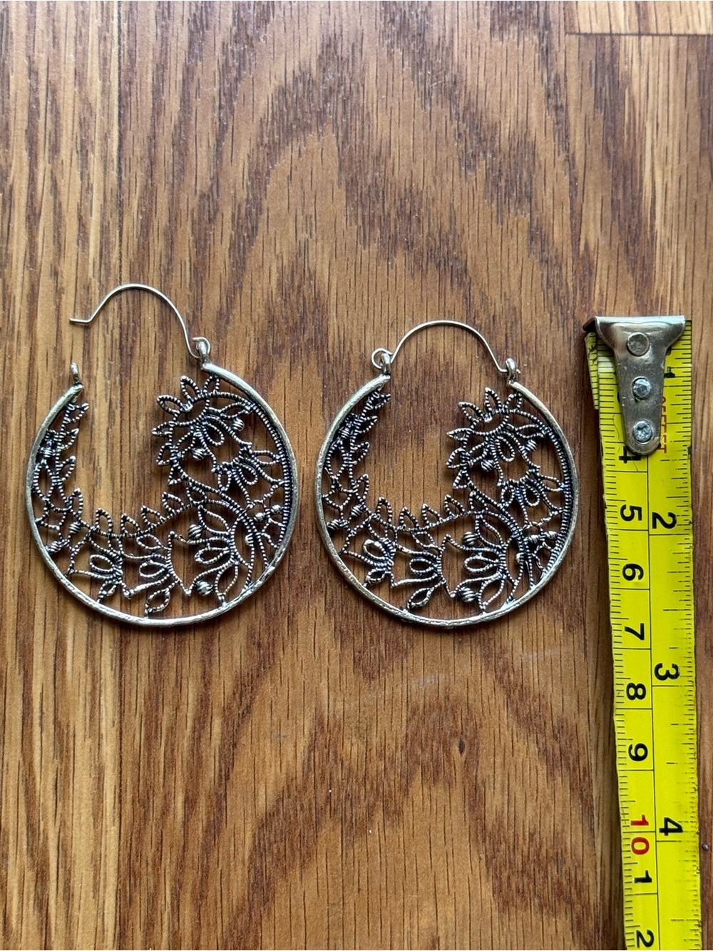 Silver Floral Filigree Hoop Earrings - Elegant Women Jewelry